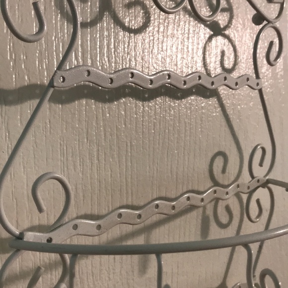 Claire’s Jewelry Hanger *Set of Two* - Picture 4 of 7